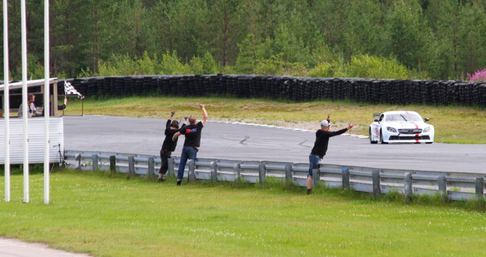 Kuvaaja JiiVee Korpela